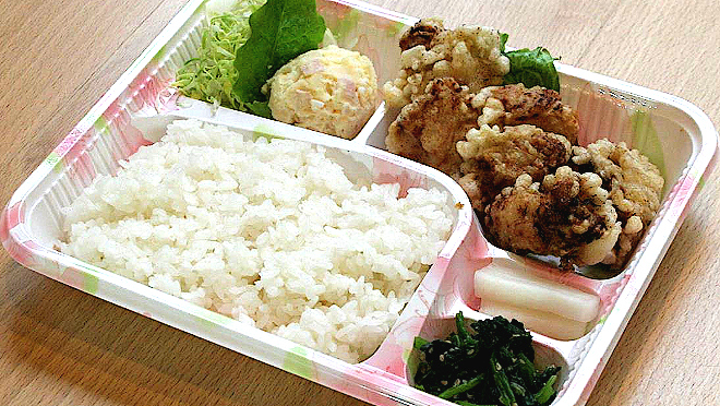 甲賀市水口町和食いろはのテイクアウト用鶏もも唐揚げ弁当